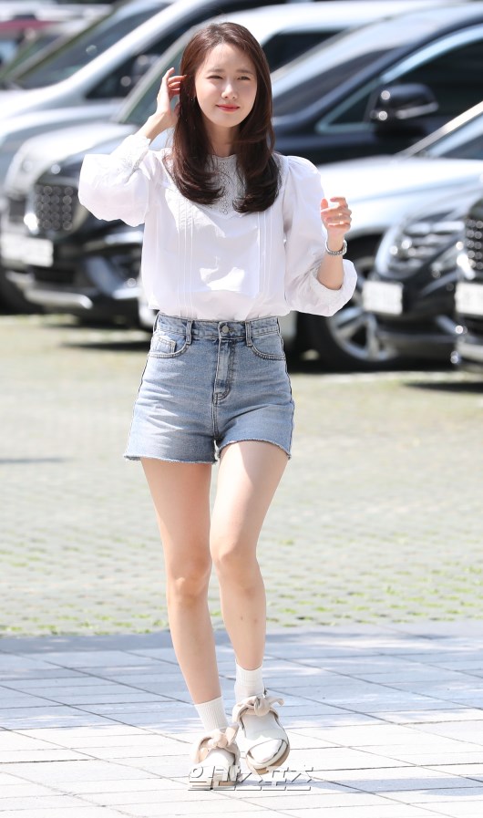 ʃ]_Ŀ ӰEXIT^Ӱ˔700fMD2