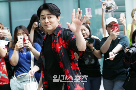 ʃ]_Ŀ ӰEXIT^Ӱ˔700fMD6