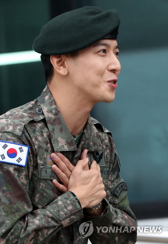 CNBLUEݺʽ ؼʿ܊YӢSˬMD6