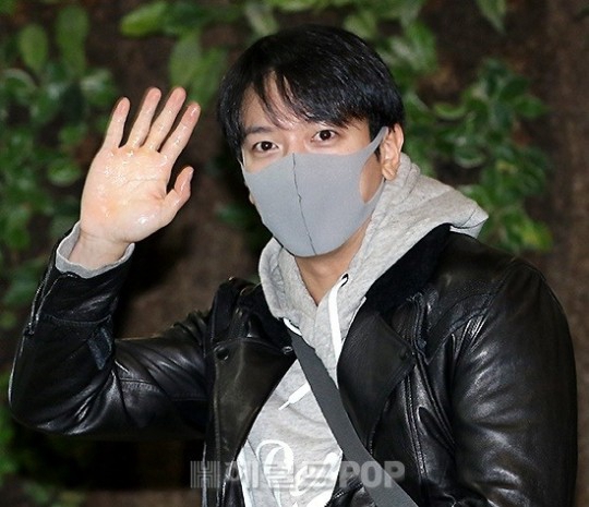 CNBLUEݺCع ɫƤչFrMD4