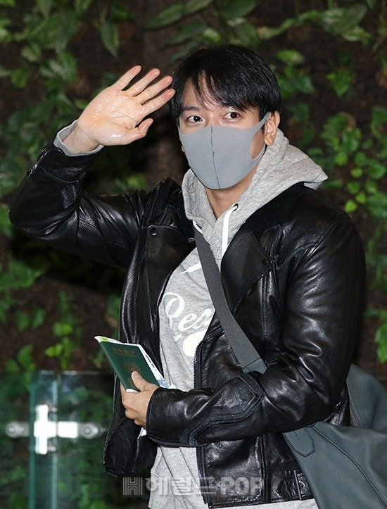 CNBLUEݺCع ɫƤչFrMD3