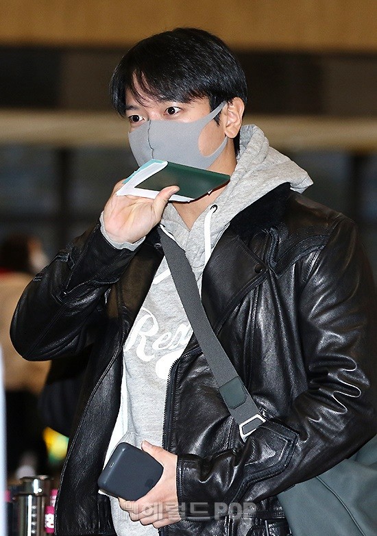 CNBLUEݺCع ɫƤչFrMD6