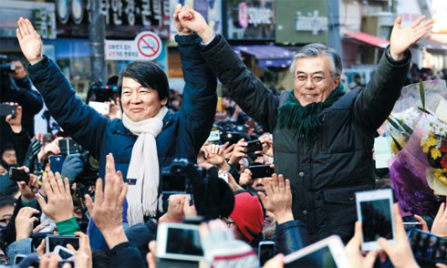 文在寅安哲秀聯手拉票