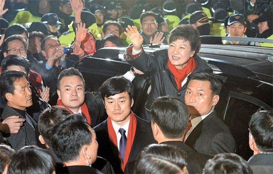 樸槿惠稱定會實現韓國國民“幸福時代”