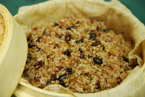 延年益壽的五谷飯。照片來源：Cookcook TV
