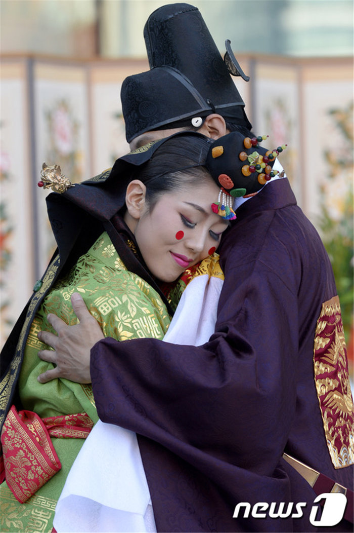 韓國舉辦“傳統婚禮再現”活動圖片來源：韓國news1