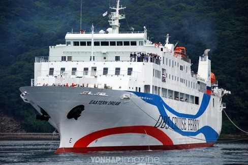 中韓赴日大型郵輪銳減 重創日本地方政府收入圖為韓國直達日本的游輪。圖片來源；韓國網絡