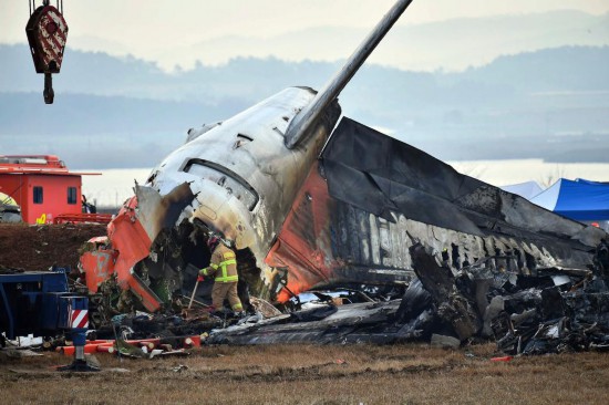 韓國朝野兩黨聯合調查空難 交通部長官擬辭職