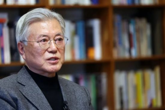文在寅：為提拔尹錫悅為檢察總長感到后悔不已 對韓國國民感到歉疚