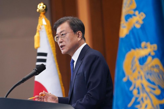 涉嫌受賄被起訴 文在寅：“荒唐無稽”
